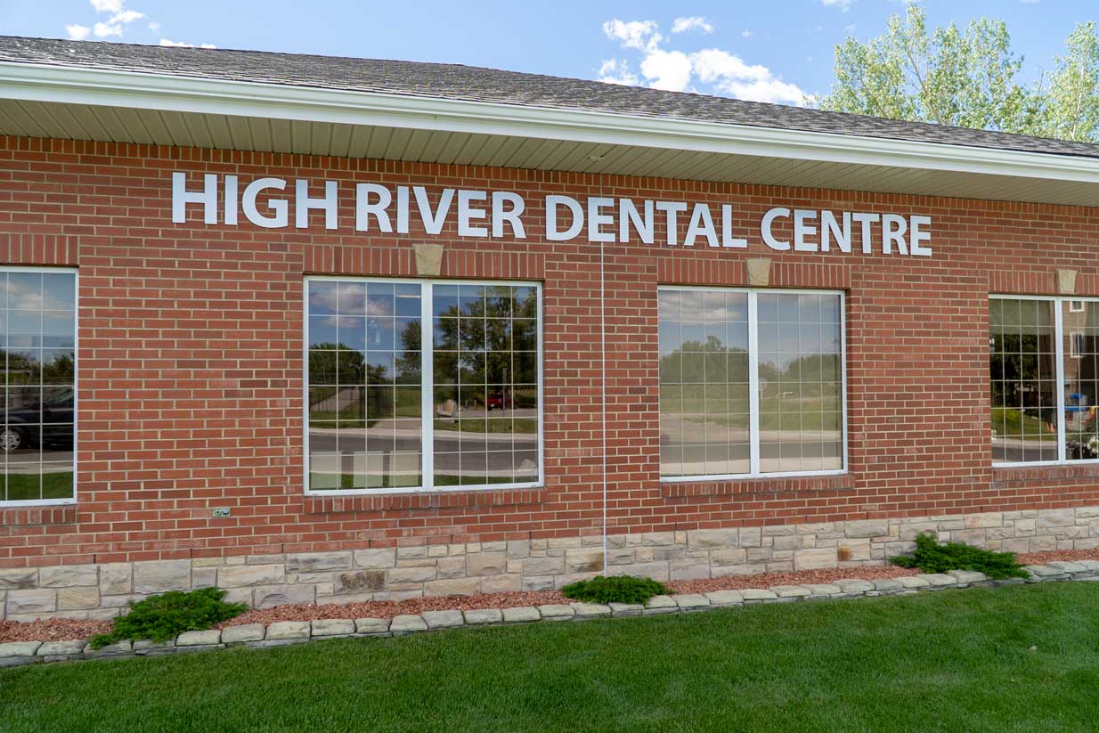 High River Dental Centre | High River Dentist | Exterior Building